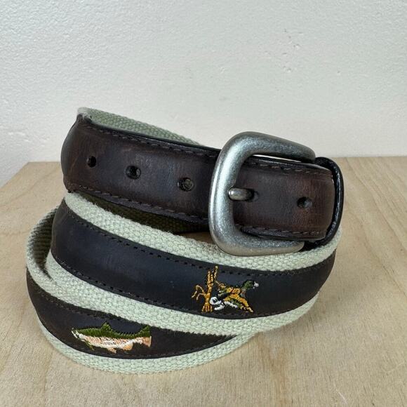 Men’s Brown Leather embroidered Belt Hunting Fishing Outdoorsman Size 42 - Picture 1 of 8